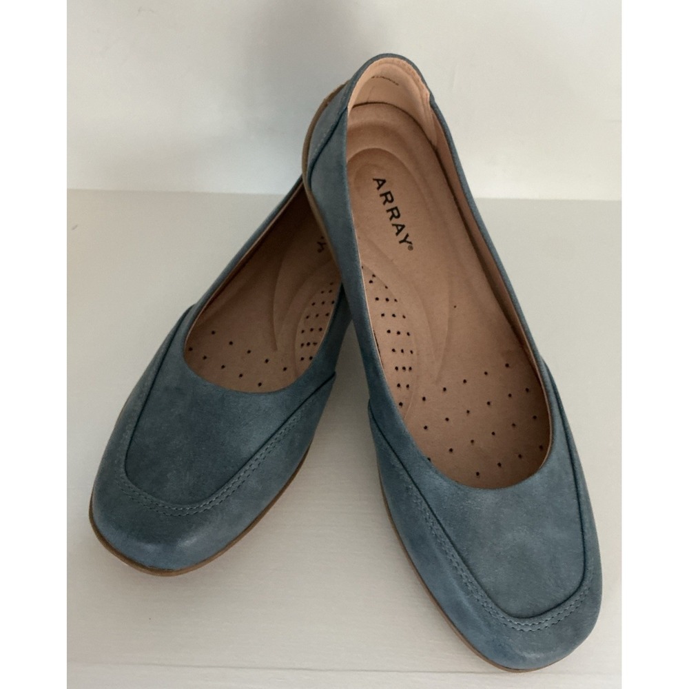 Array Women's Flats 8.5Wide Slate Blue With Brown Sole Slip On